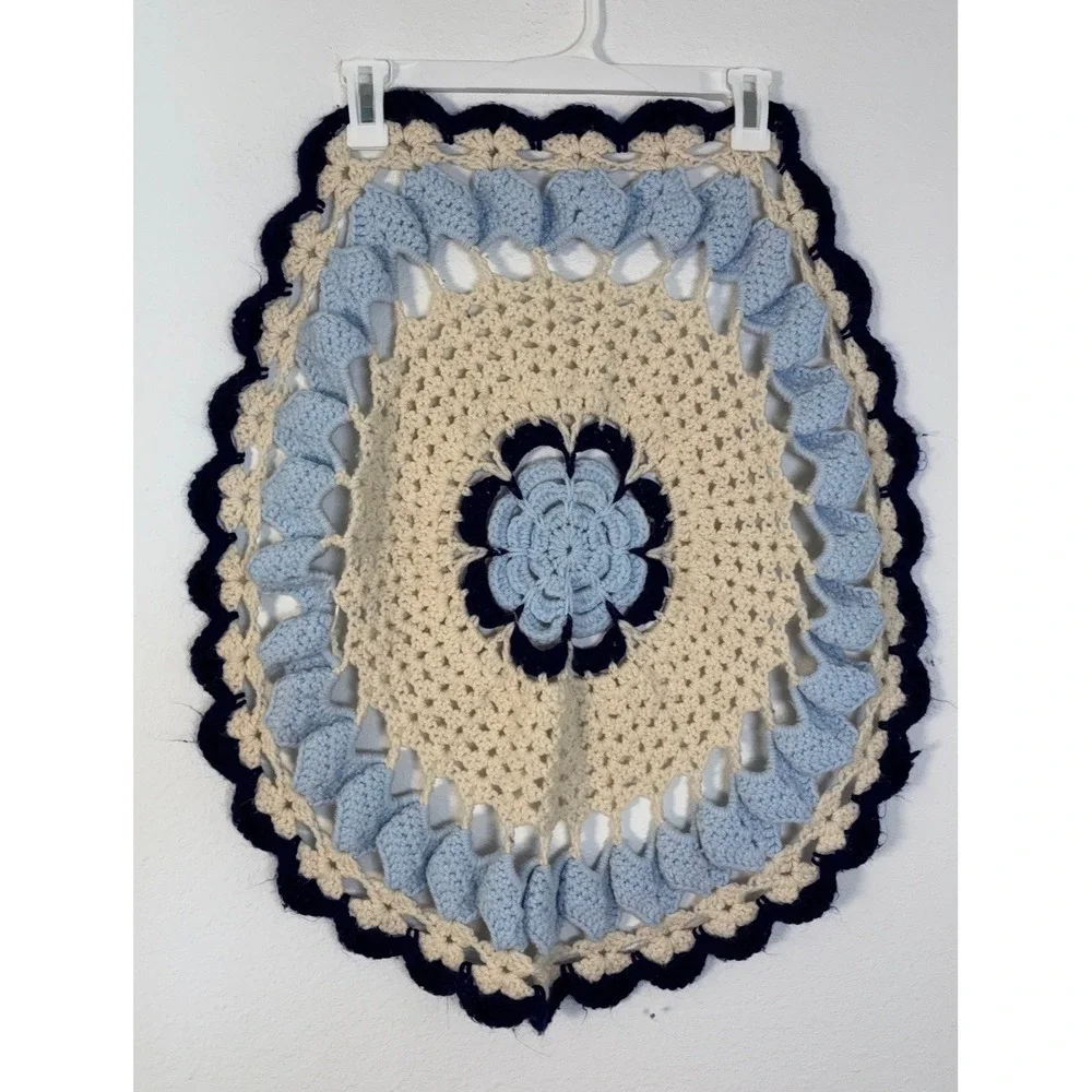 Handmade Crochet Round Rug Floral Blue Cream Scalloped 24 Inch Cottagecore Decor